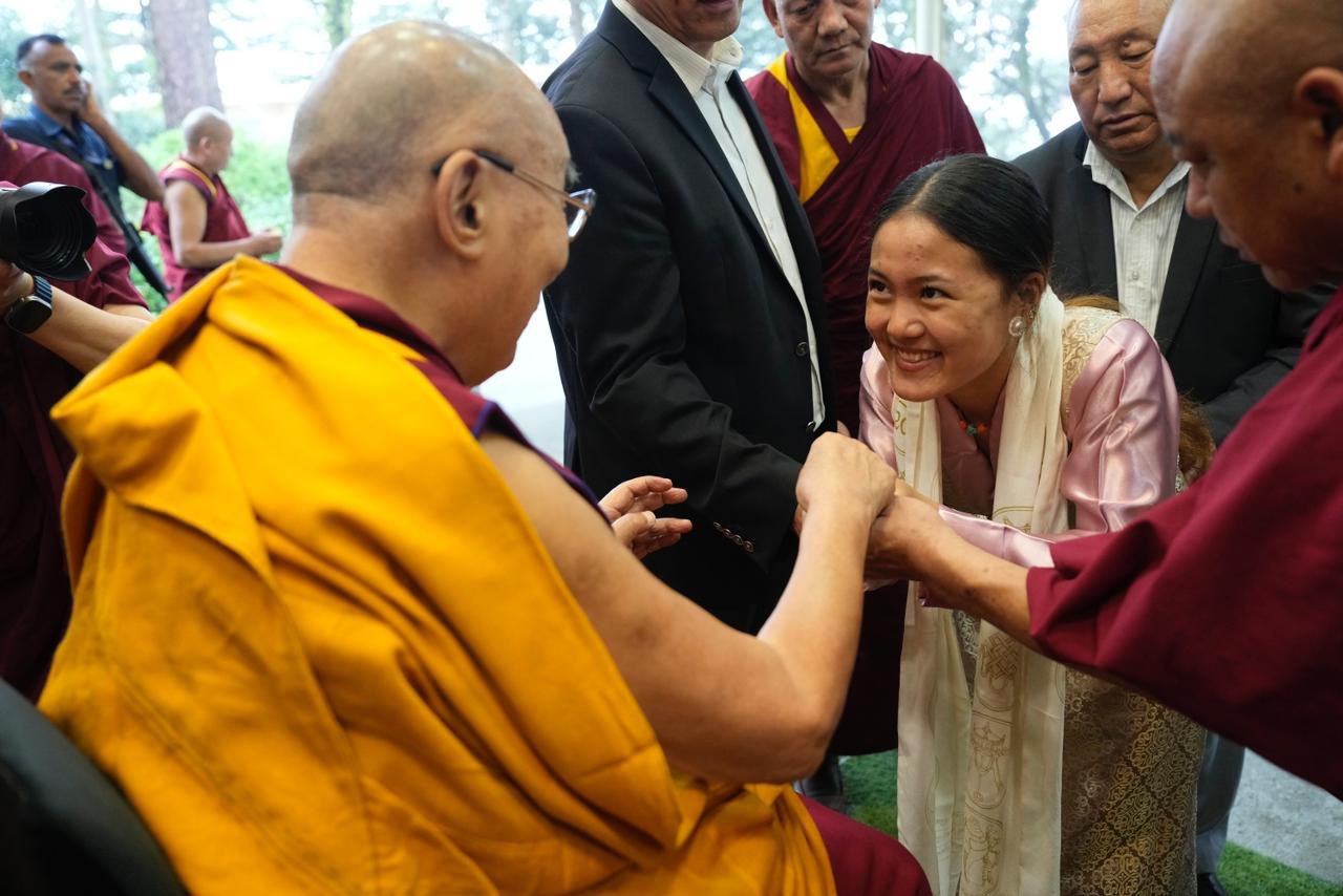 hisHolinessDaliaLama